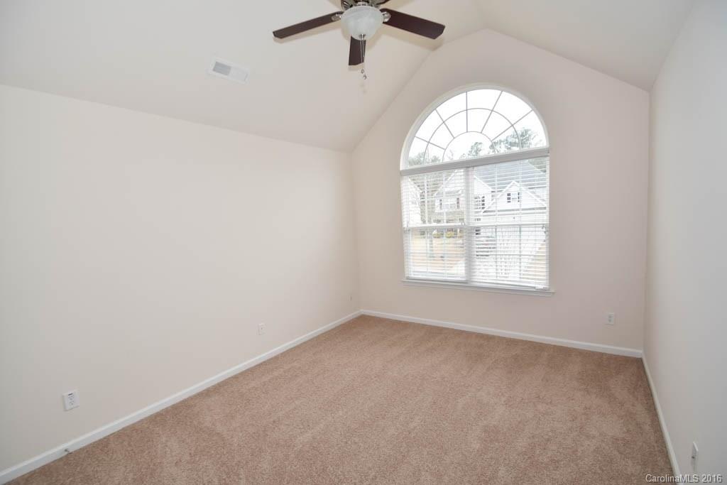 Sandy Pointe - Residential