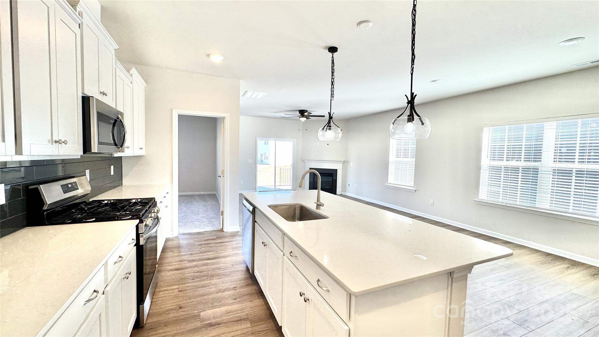 Redhawk - Residential Lease