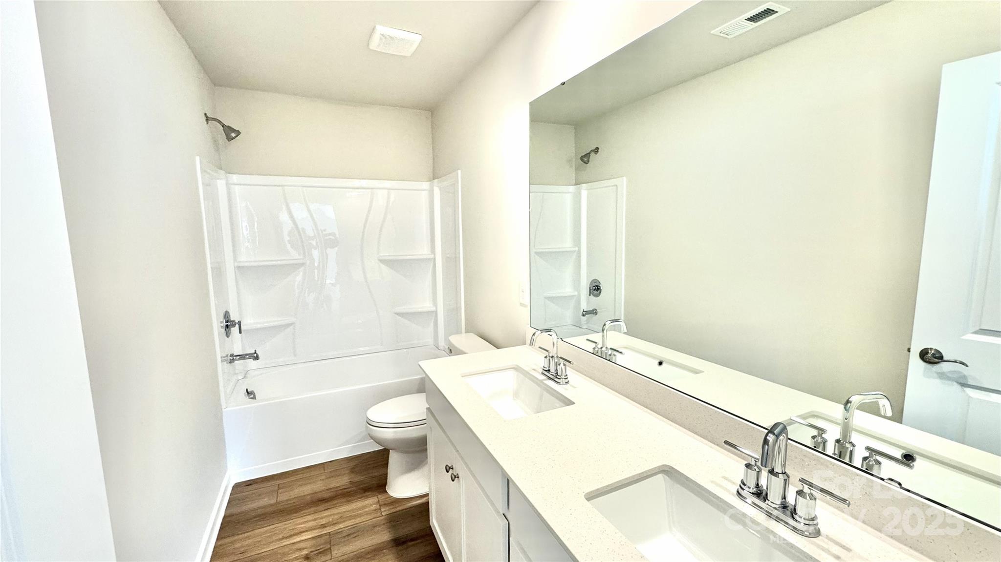 Redhawk - Residential Lease