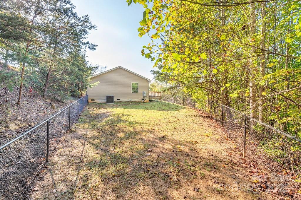 6 Clark Meadow Lane