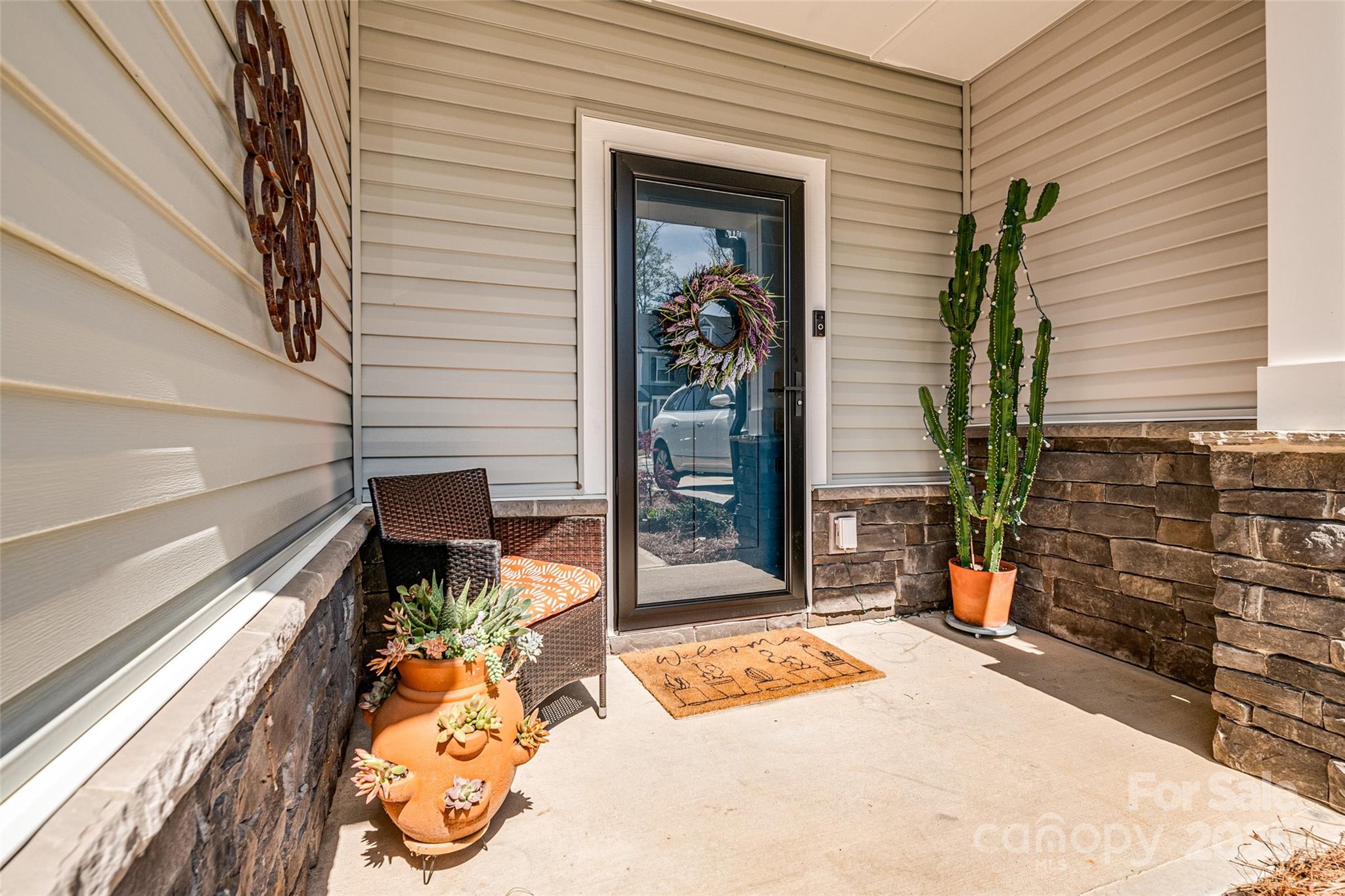 Charlotte, North Carolina 28214, United States, 3 Bedrooms Bedrooms, ,3 BathroomsBathrooms,Residential,Under Contract,100939