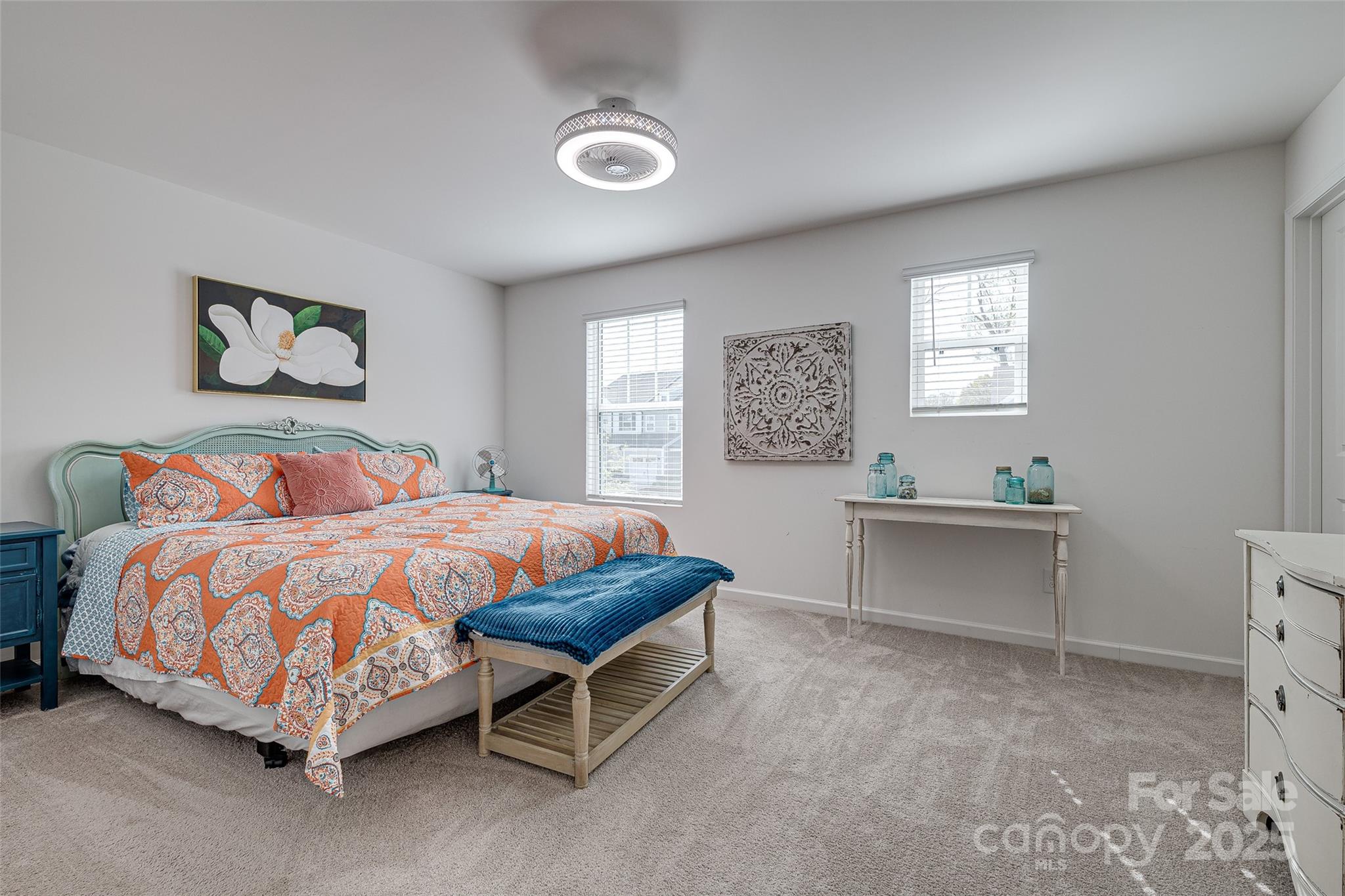 Charlotte, North Carolina 28214, United States, 3 Bedrooms Bedrooms, ,3 BathroomsBathrooms,Residential,Under Contract,100939