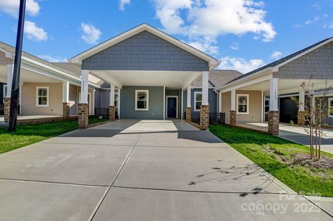 A home in Hickory