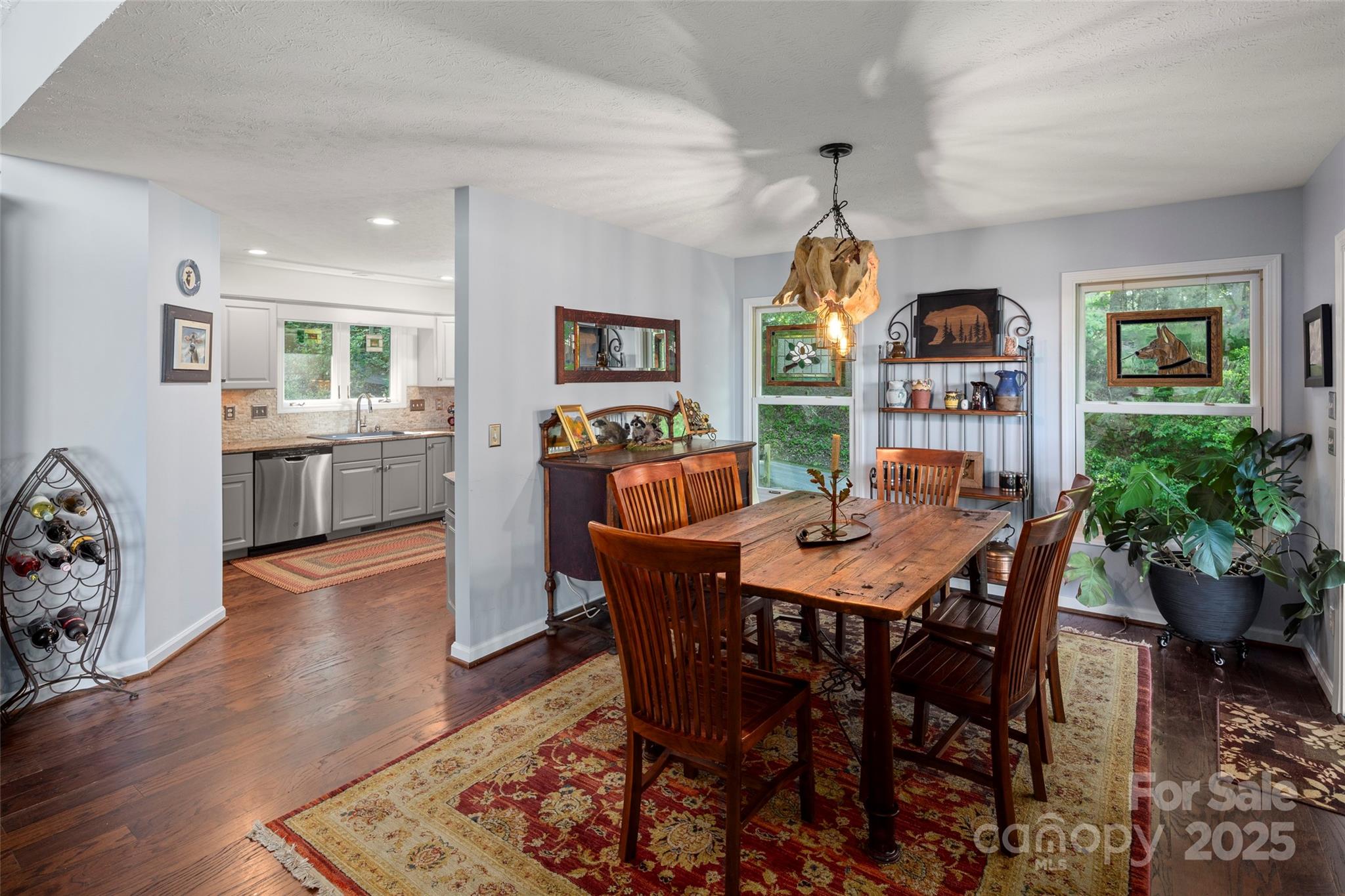 270 Ridge Drive