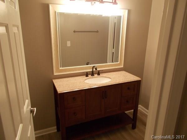 Manor Lake - Residential