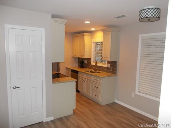 Manor Lake - Residential