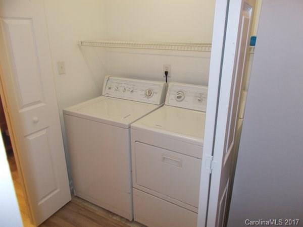 Manor Lake - Residential