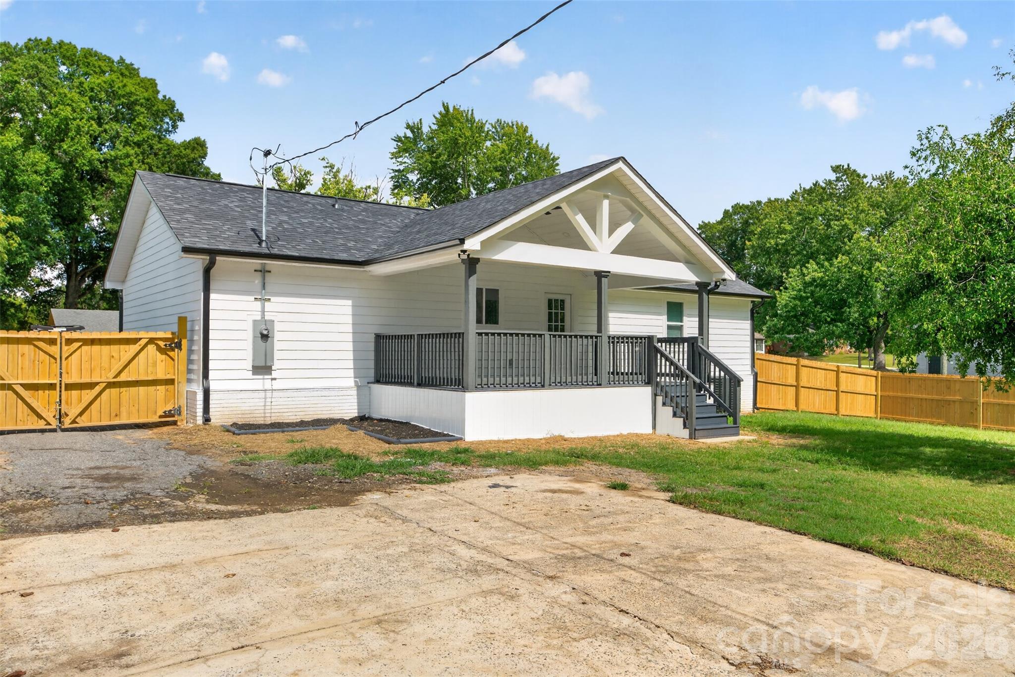 3001 Dalecrest Drive
