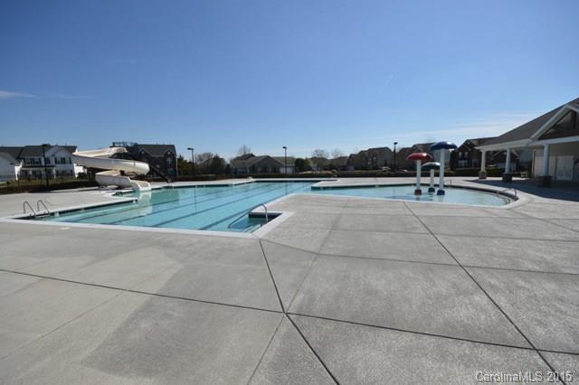 Brandon Oaks - Residential