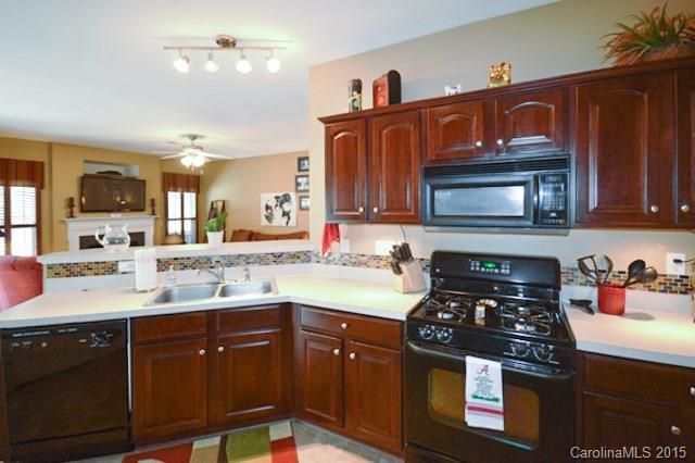 Brandon Oaks - Residential