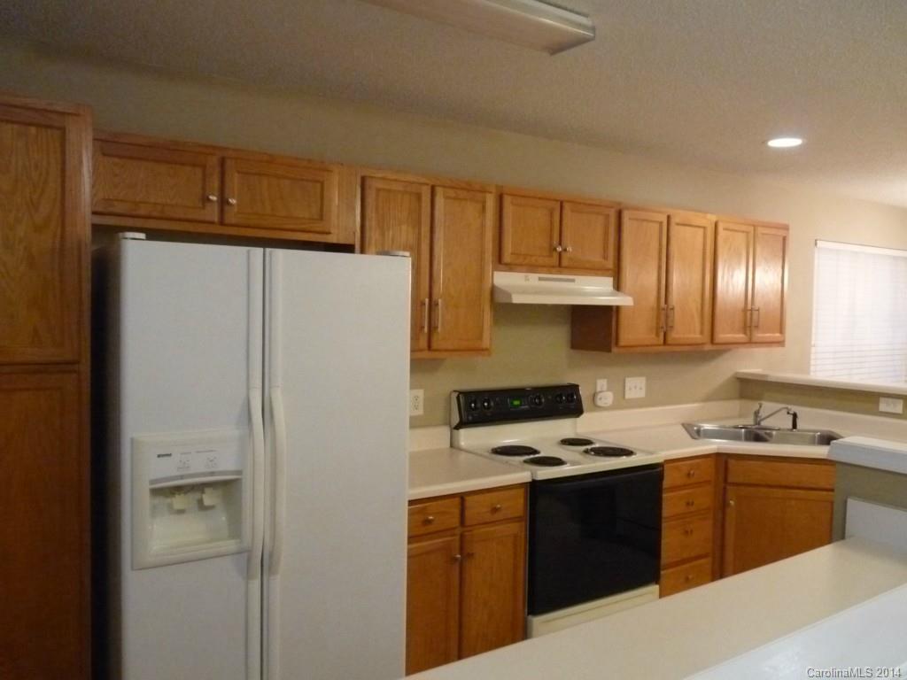 Tyler Woods - Residential Lease