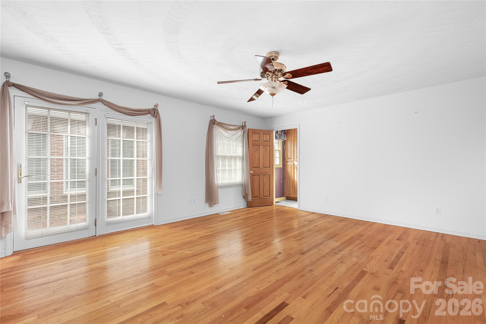 Barringer Woods - Residential