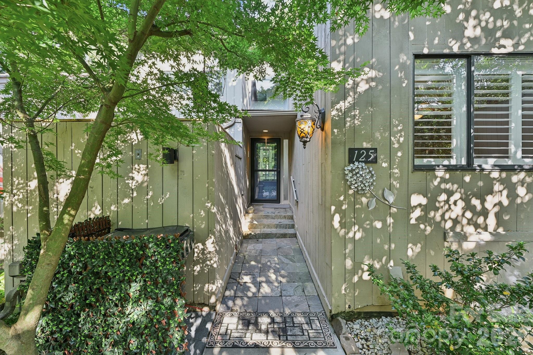 125 Pine Grove Circle