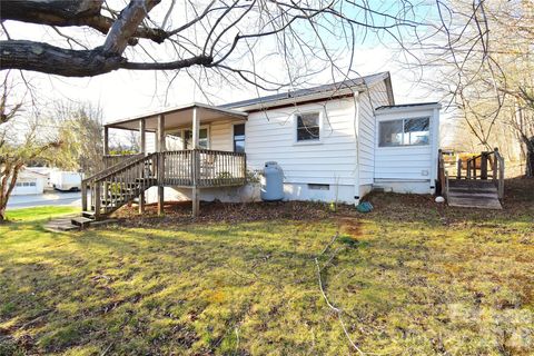 8 Donna Drive Candler NC 28715