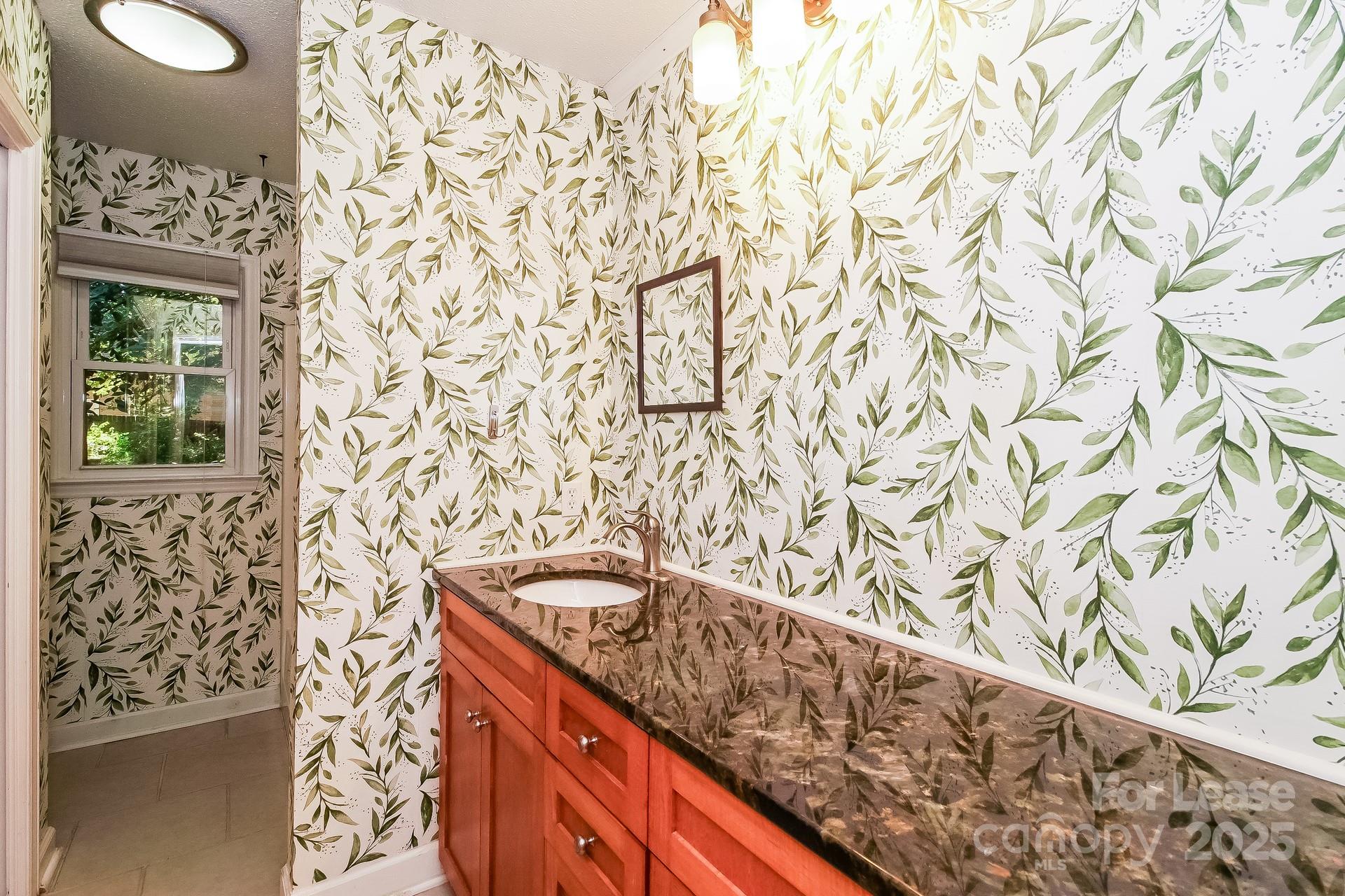 Nixon Heights - Residential Lease