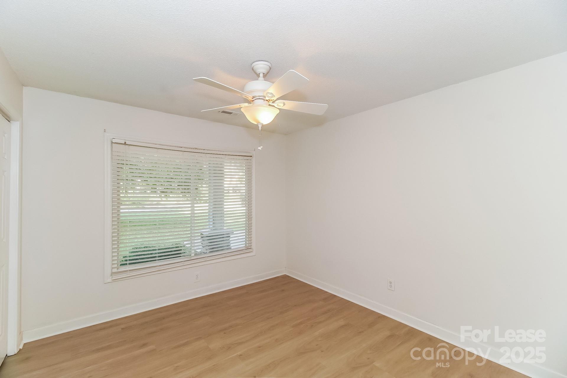 Nixon Heights - Residential Lease