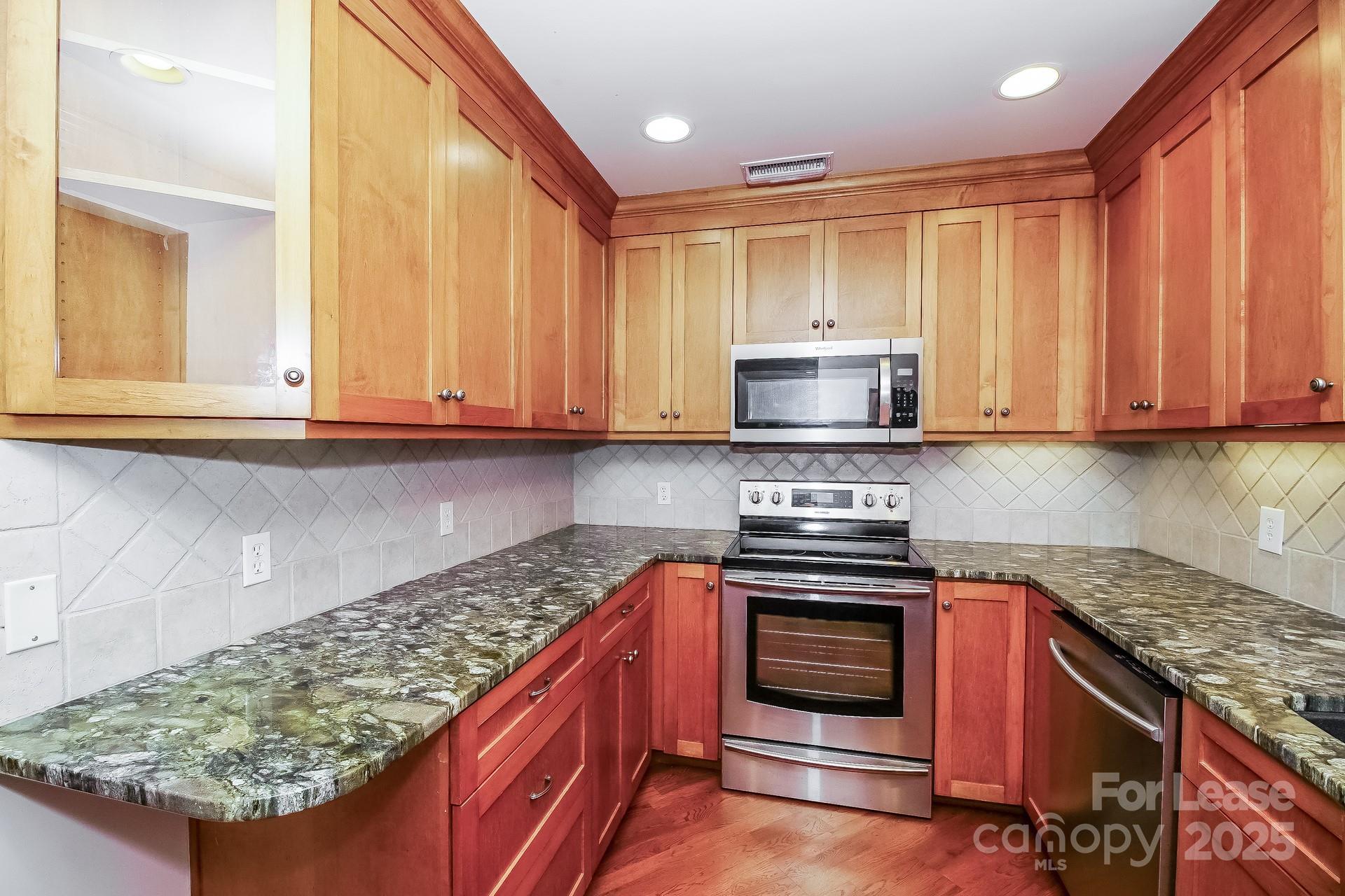 Nixon Heights - Residential Lease