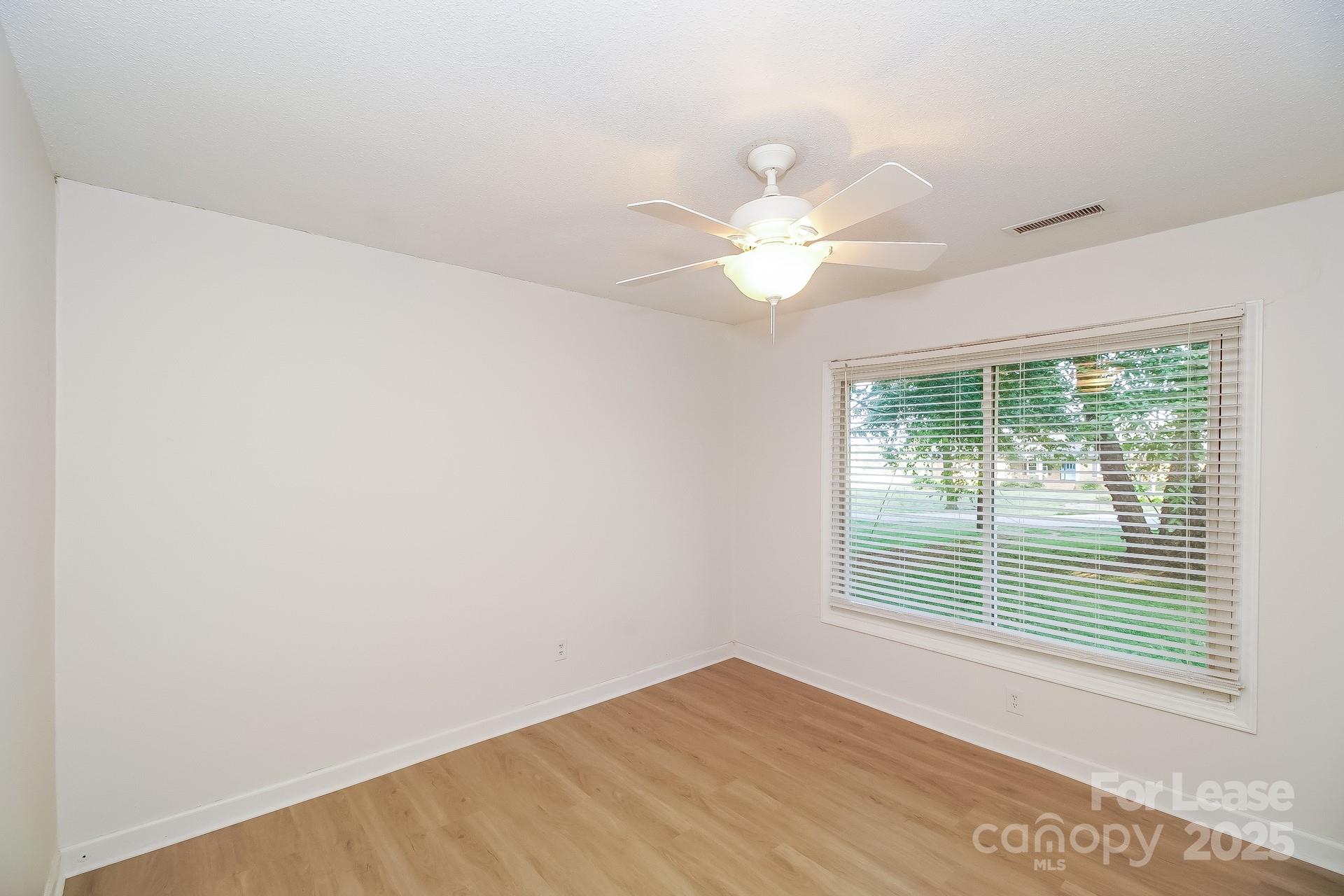 Nixon Heights - Residential Lease