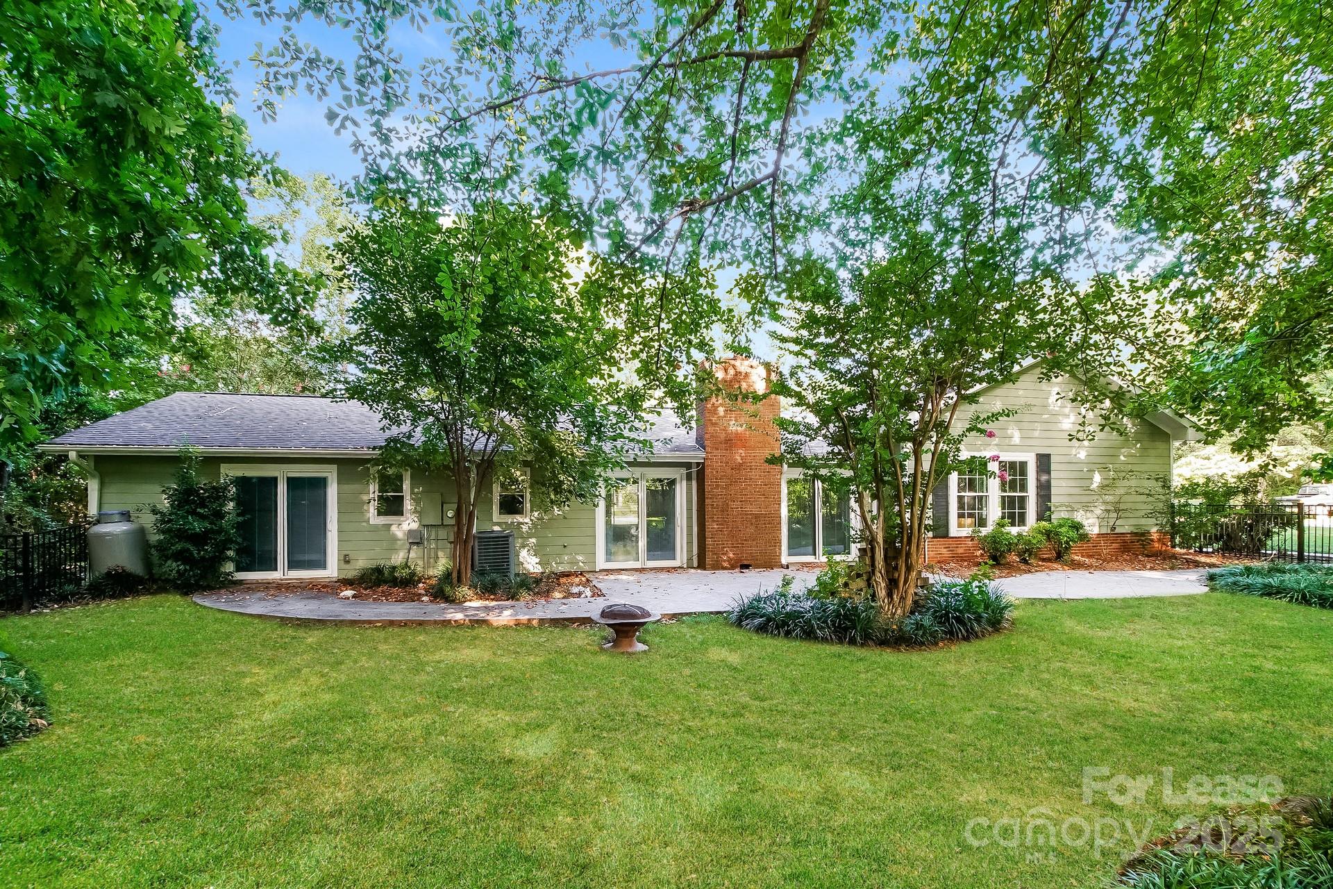 Nixon Heights - Residential Lease