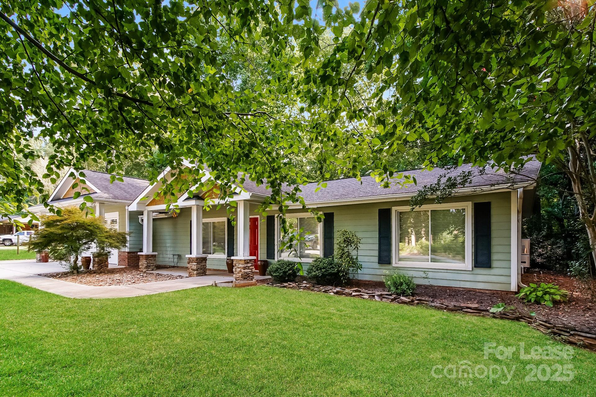 Nixon Heights - Residential Lease