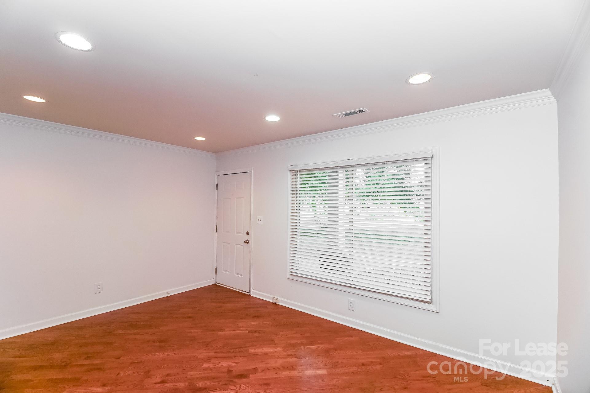 Nixon Heights - Residential Lease