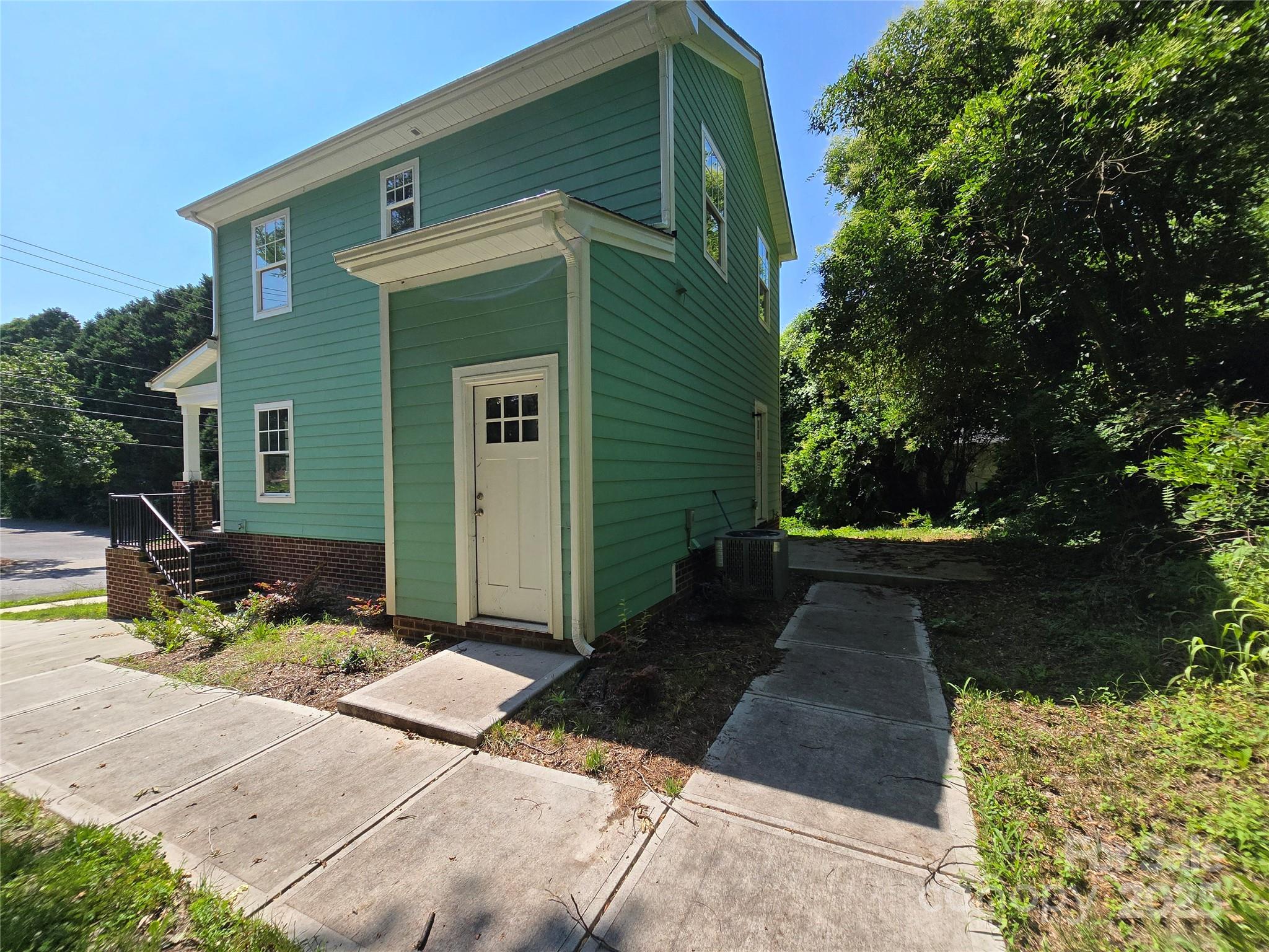 405 S South Street