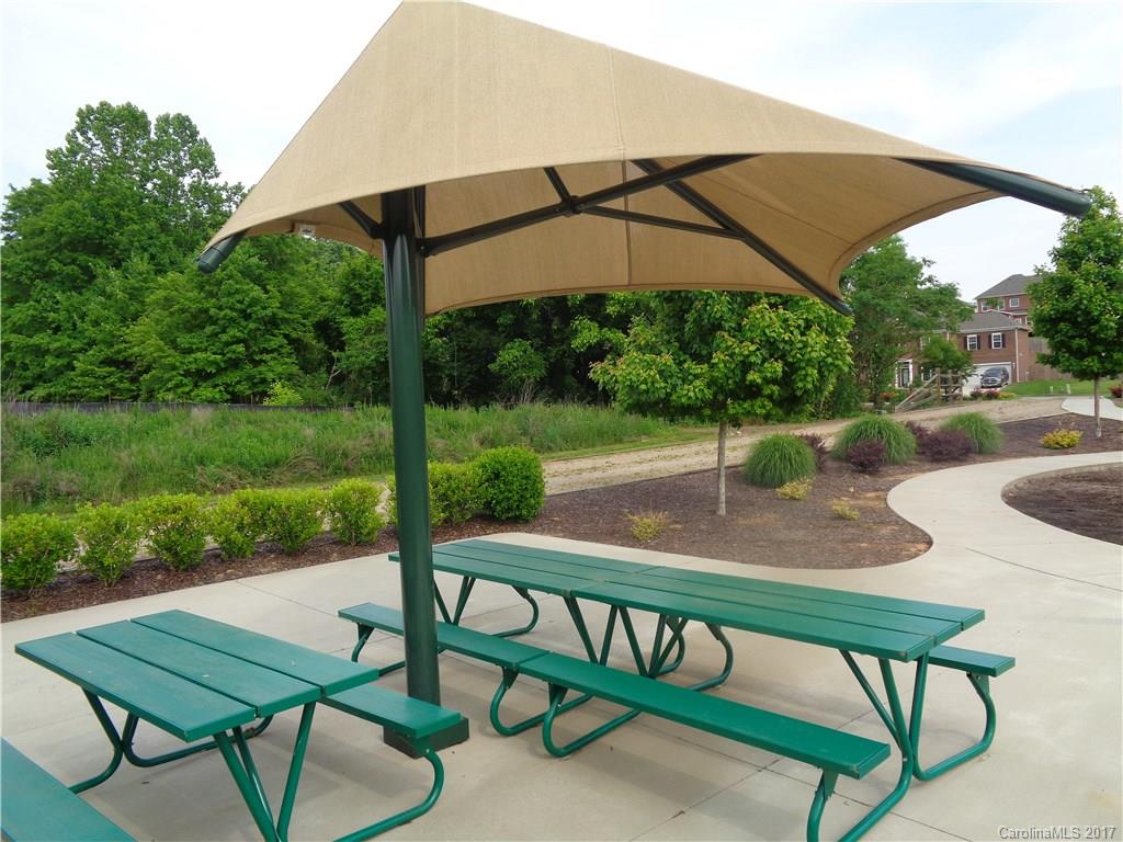 Pleasant Oaks - Residential