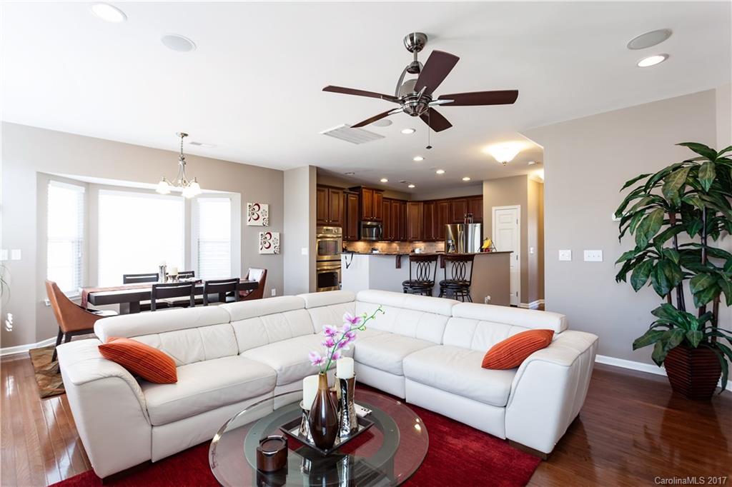 Park South Station - Residential