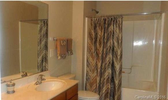 Autumn Cove At Lake Wylie - Residential