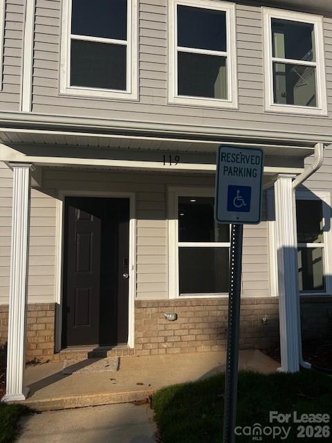 119 Villa Lane 10