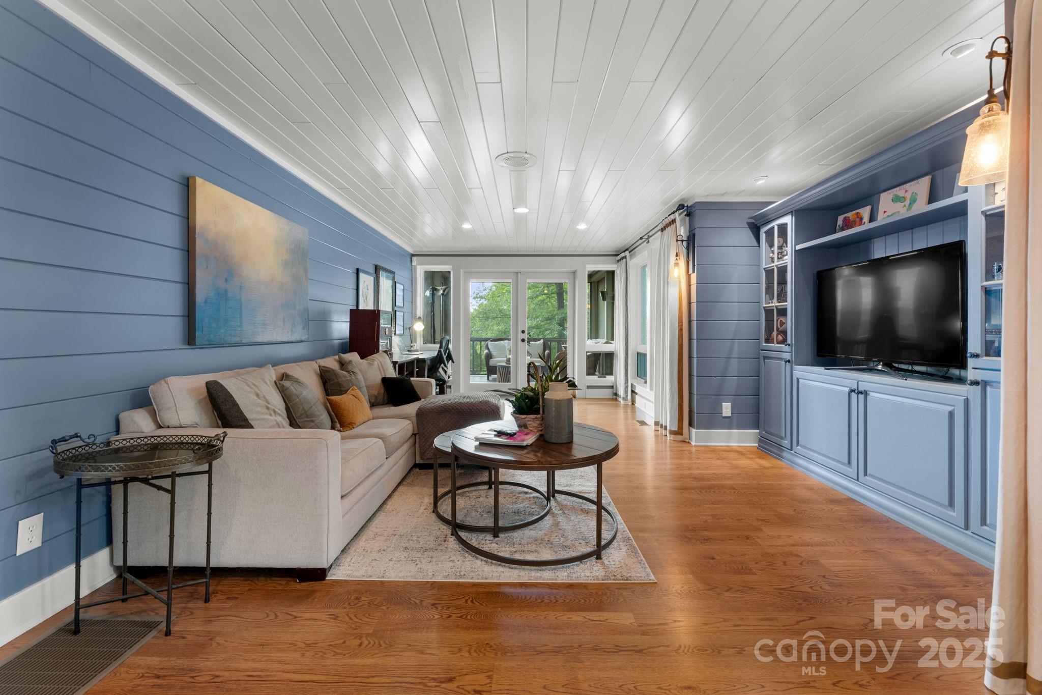 Cedar Hill - Residential