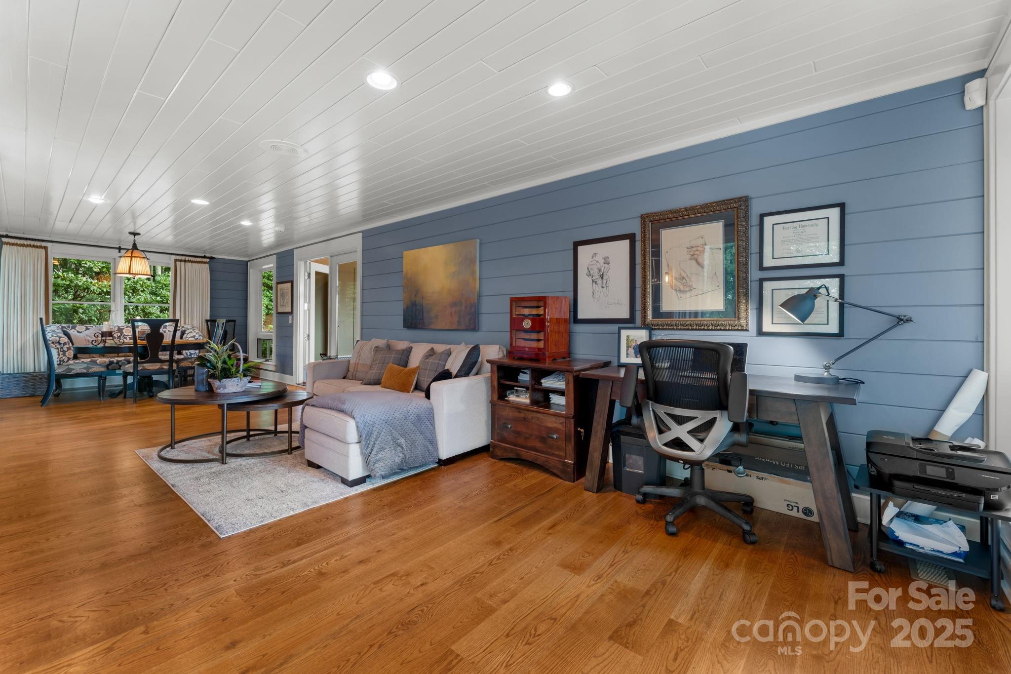 Cedar Hill - Residential