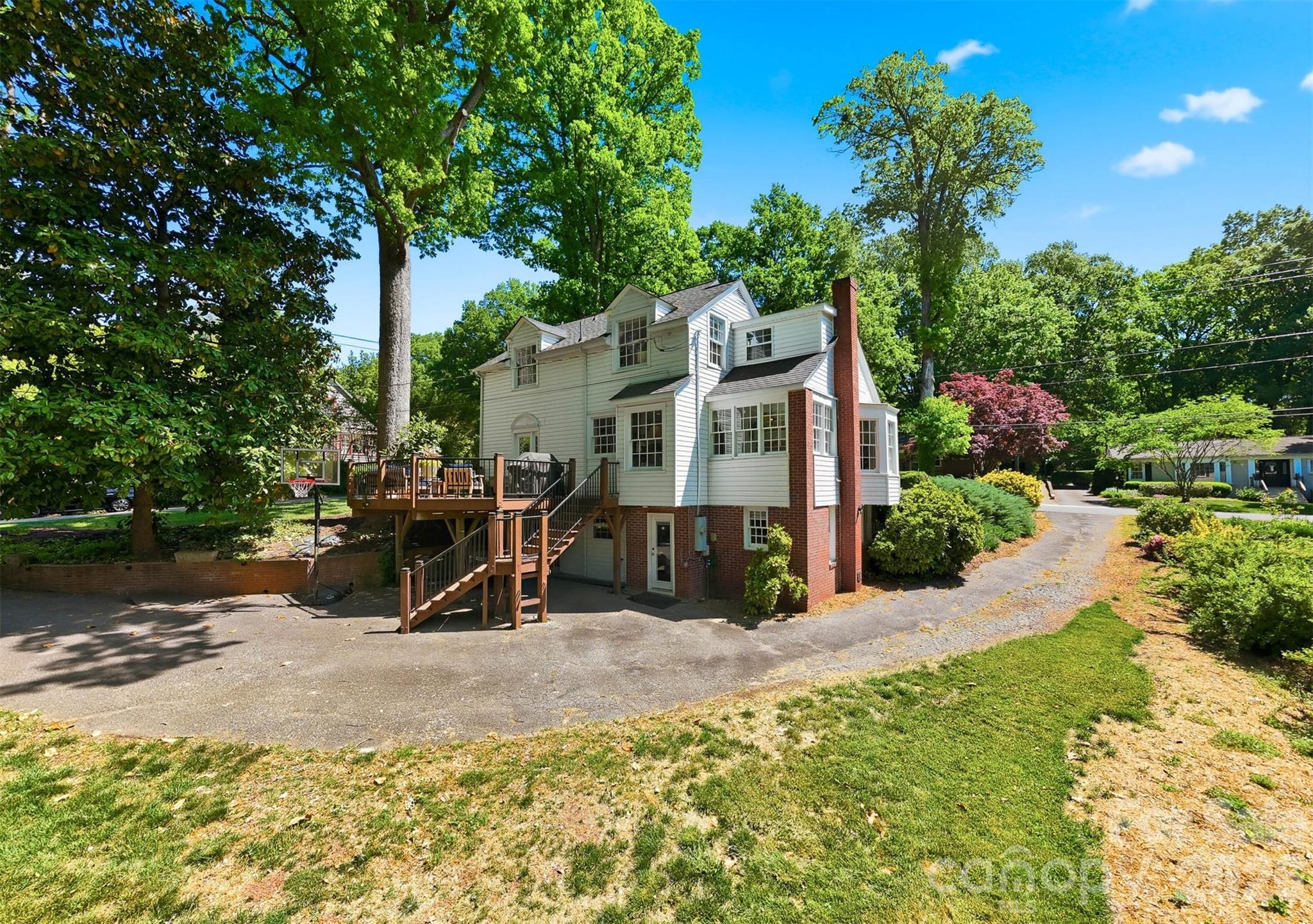 Hillcrest - Residential