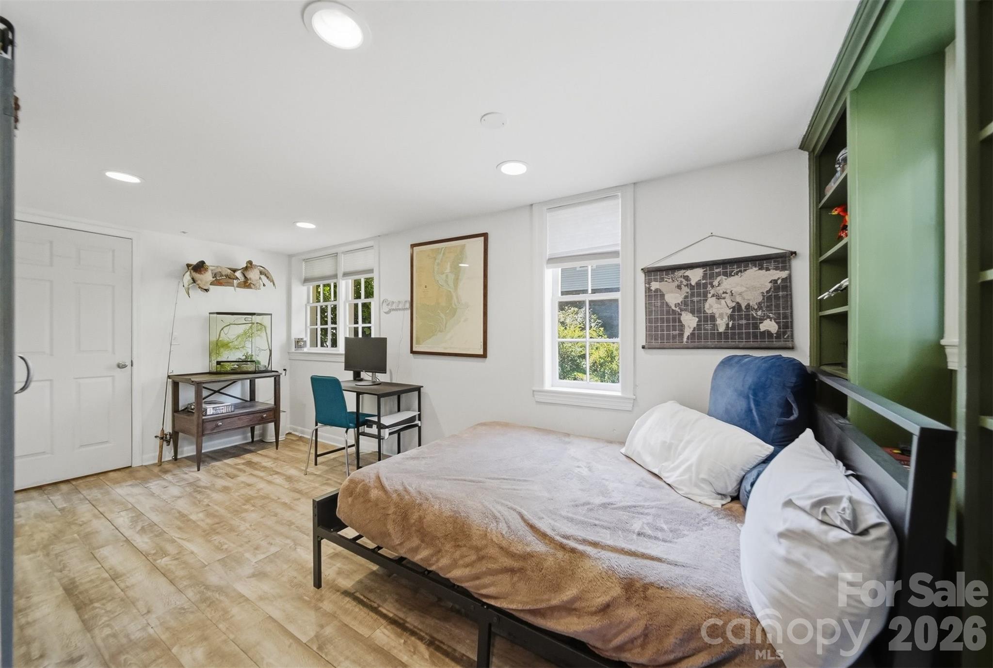 Hillcrest - Residential