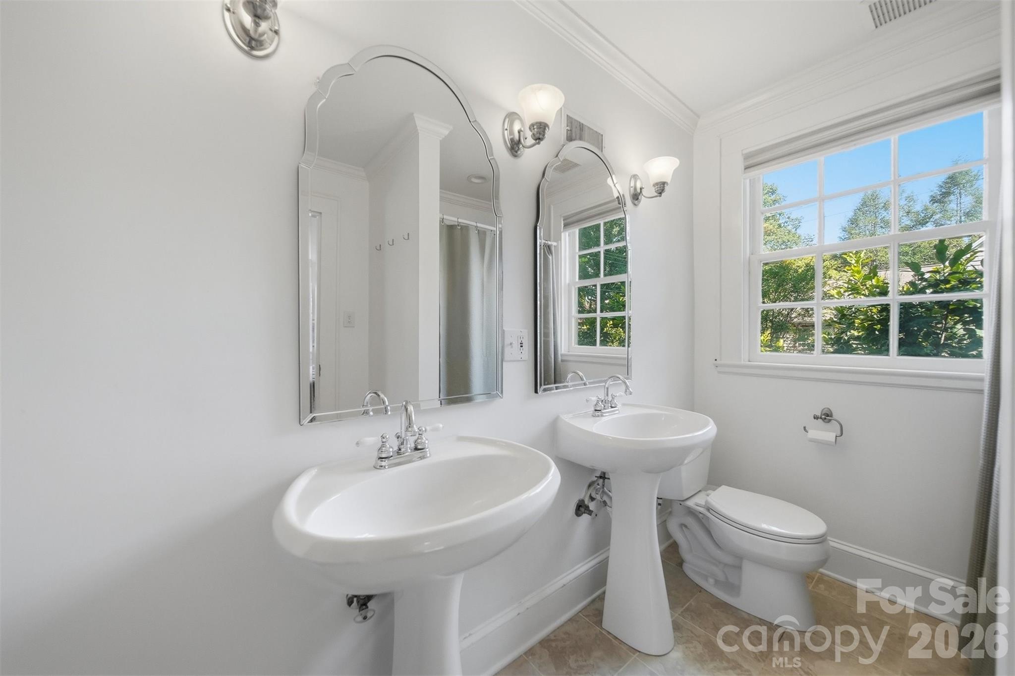 Hillcrest - Residential