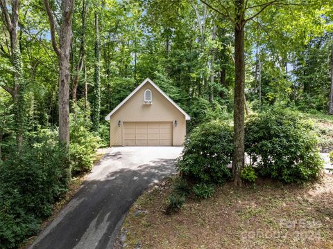 A home in Waynesville