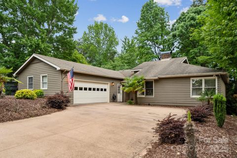 Photo of 18 Shipmaster Court, Clover, SC 29710 (MLS # 4254417)