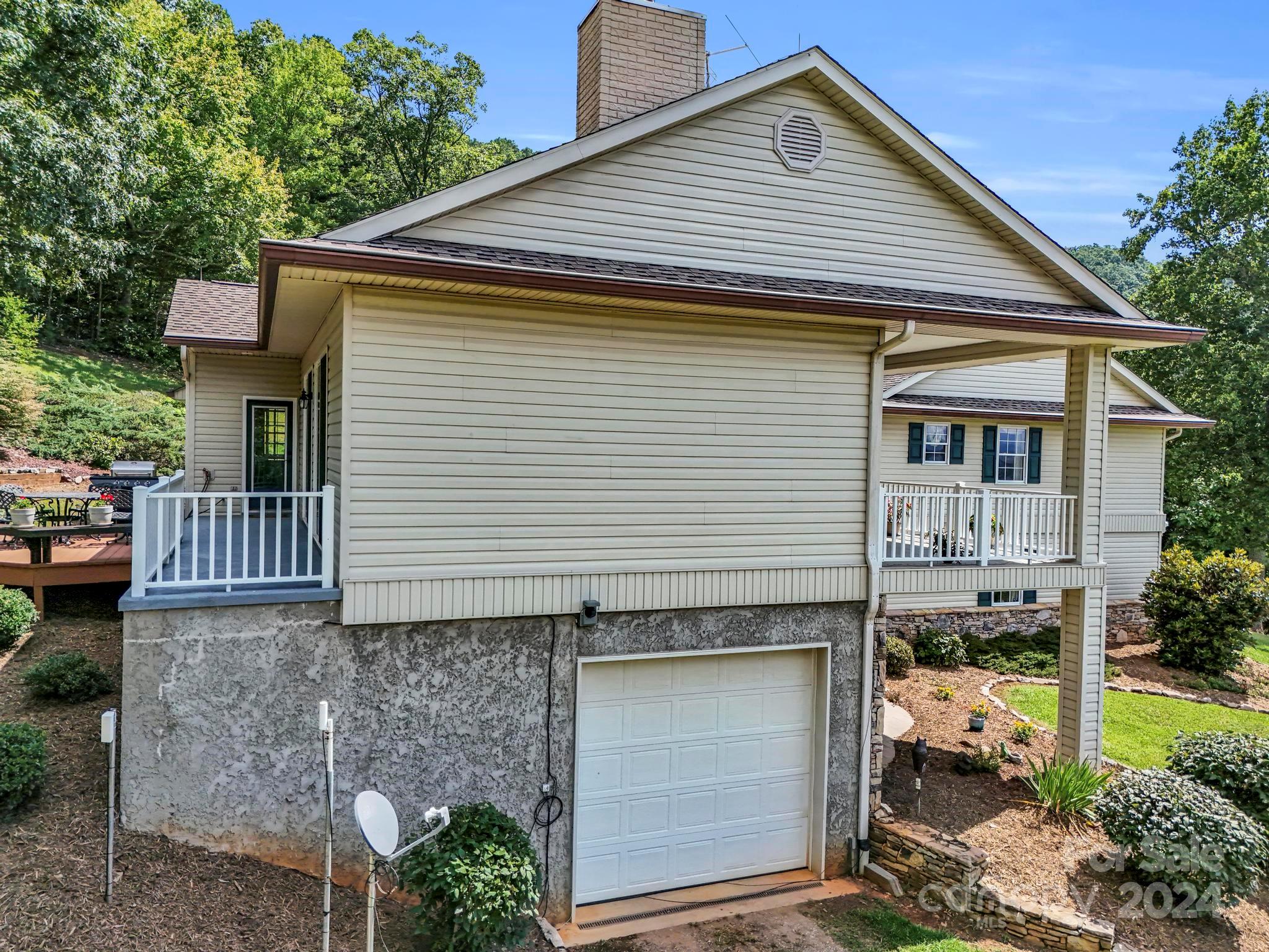 72 Bentwood Drive