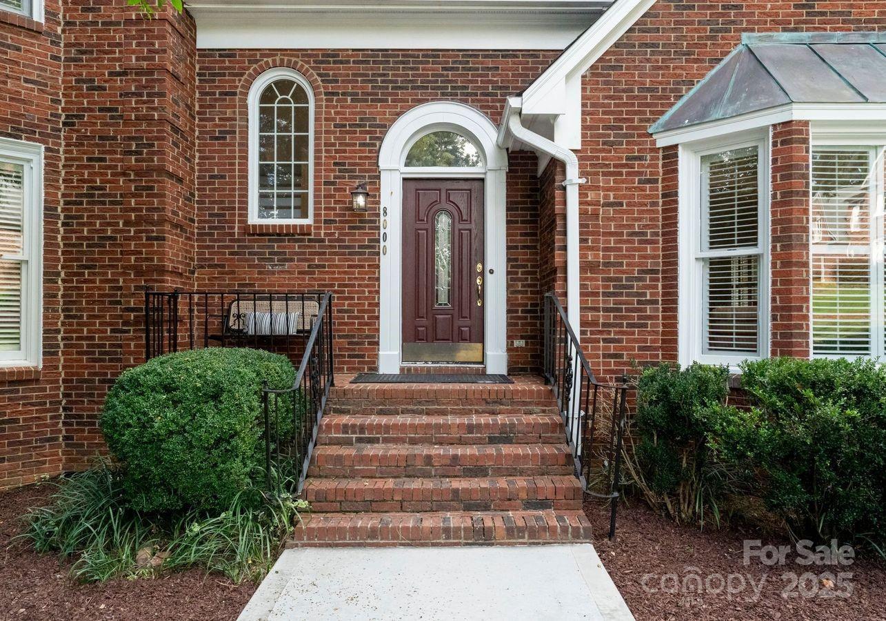 8000 Greencastle Drive