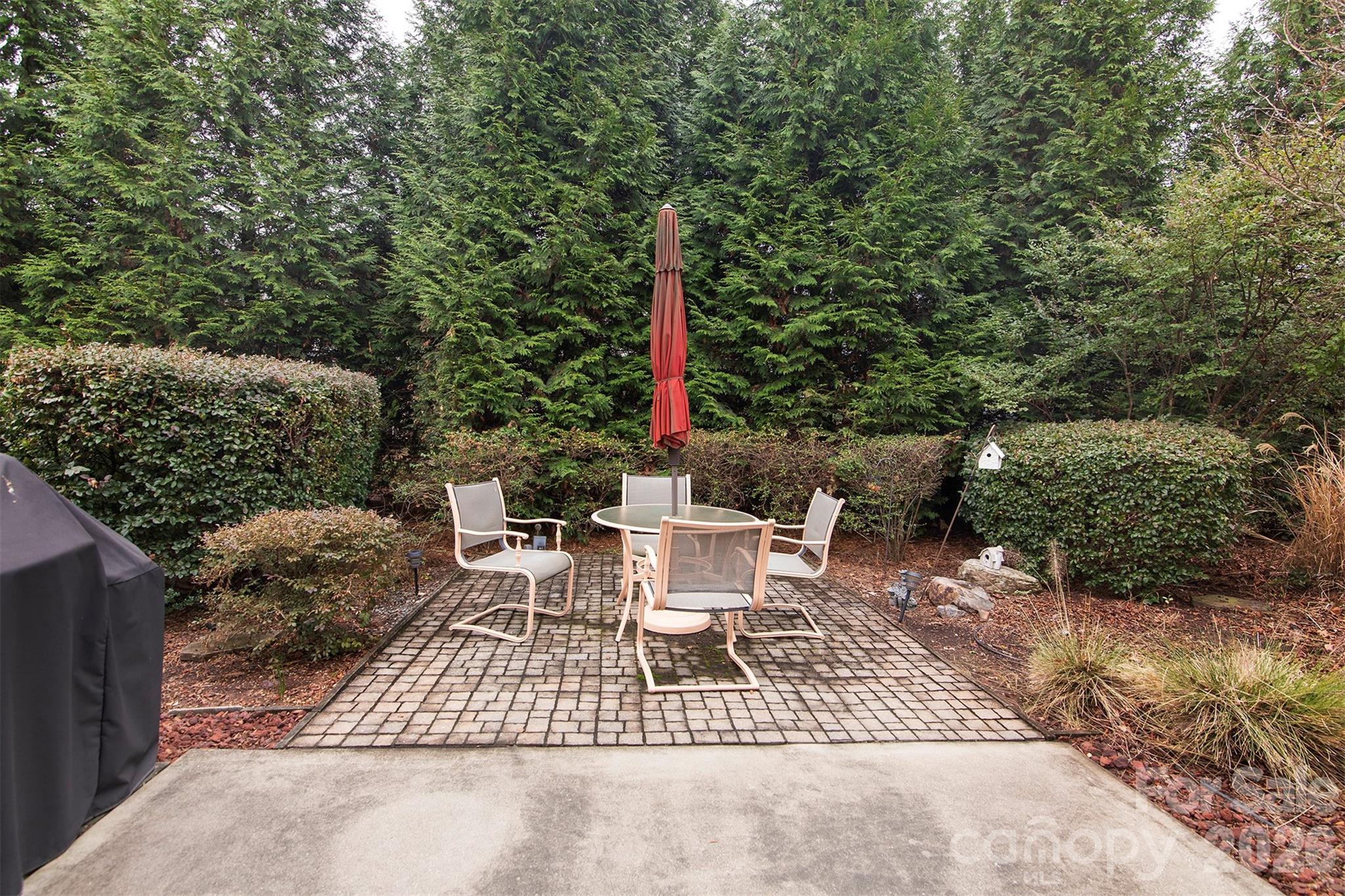 Four Seasons At Gold Hill - Residential