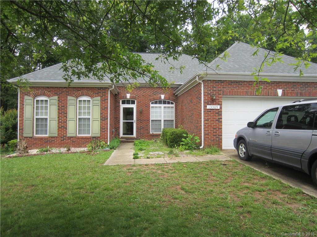 Photo 1 of 4 — 13309 Toka Court, Huntersville, NC 28078
