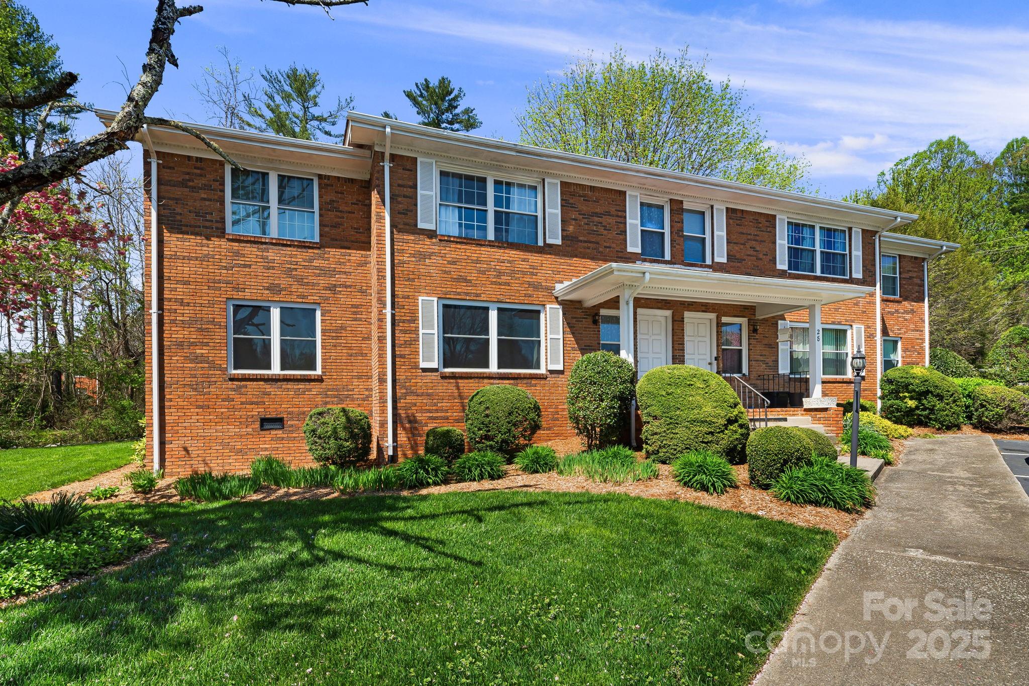 28 Capri Lane 3A