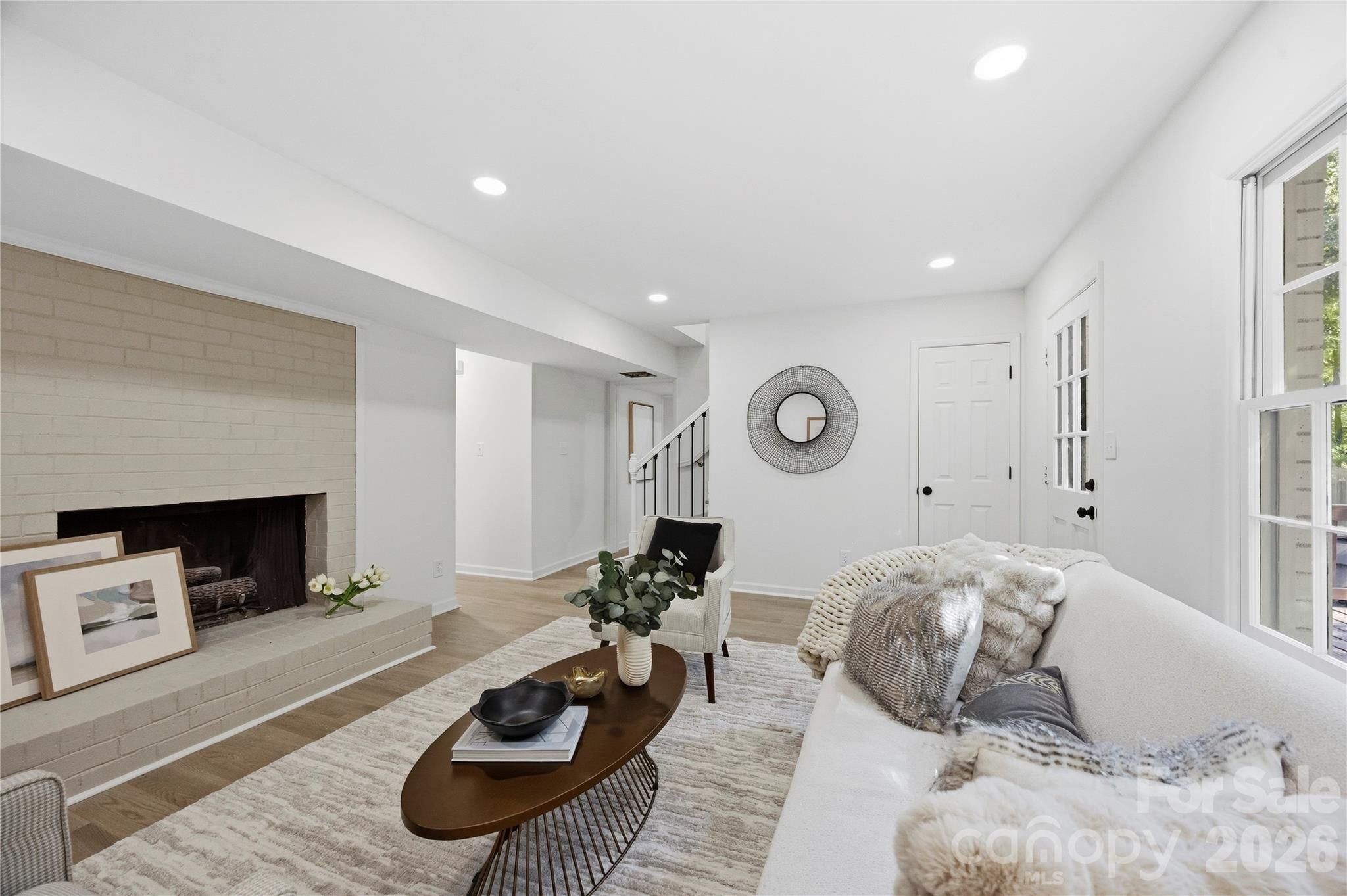 9112 Hinson Drive