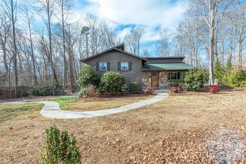 287 Liberty Road Candler NC 28715