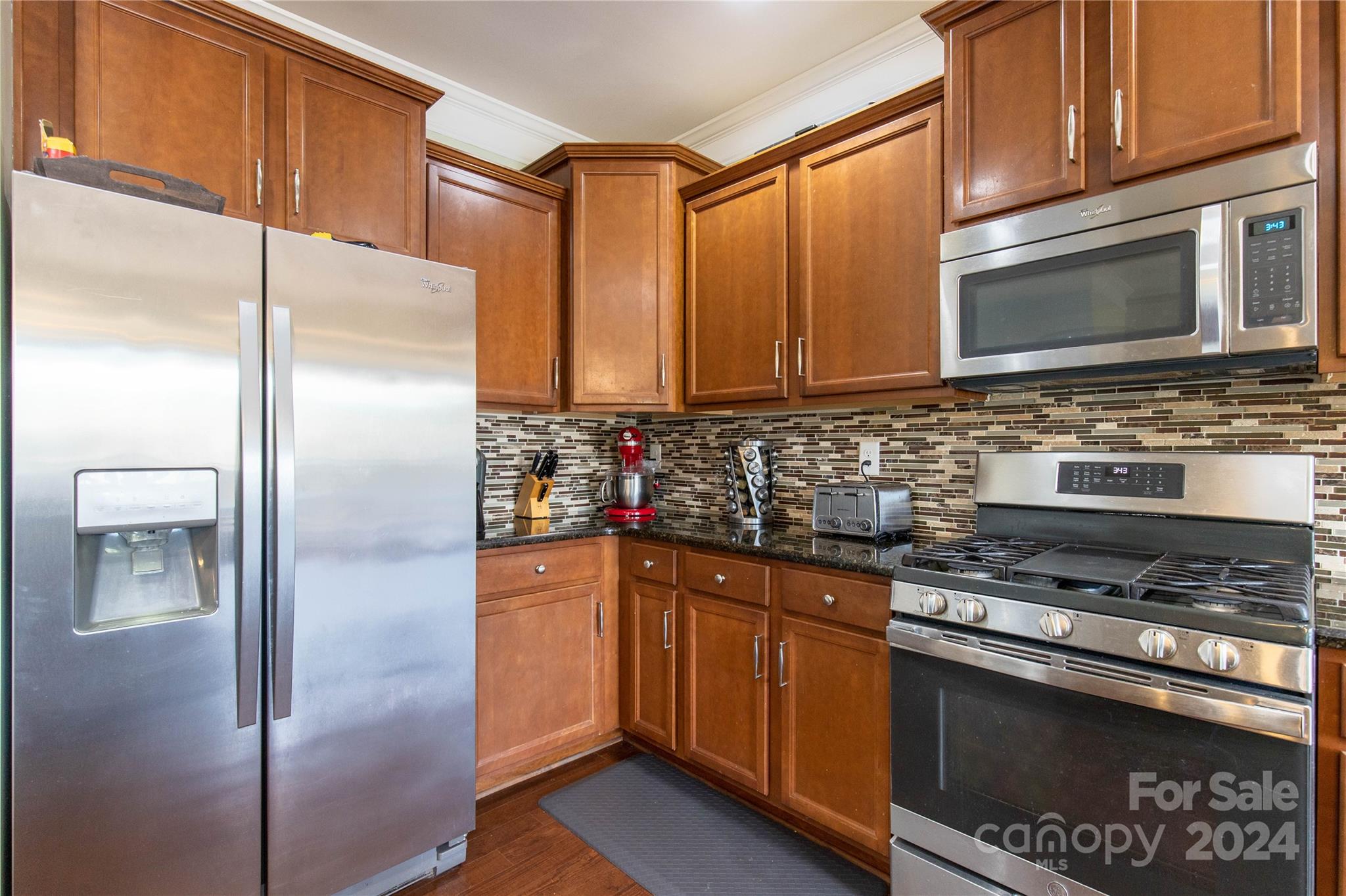 Curtis Pond - Residential