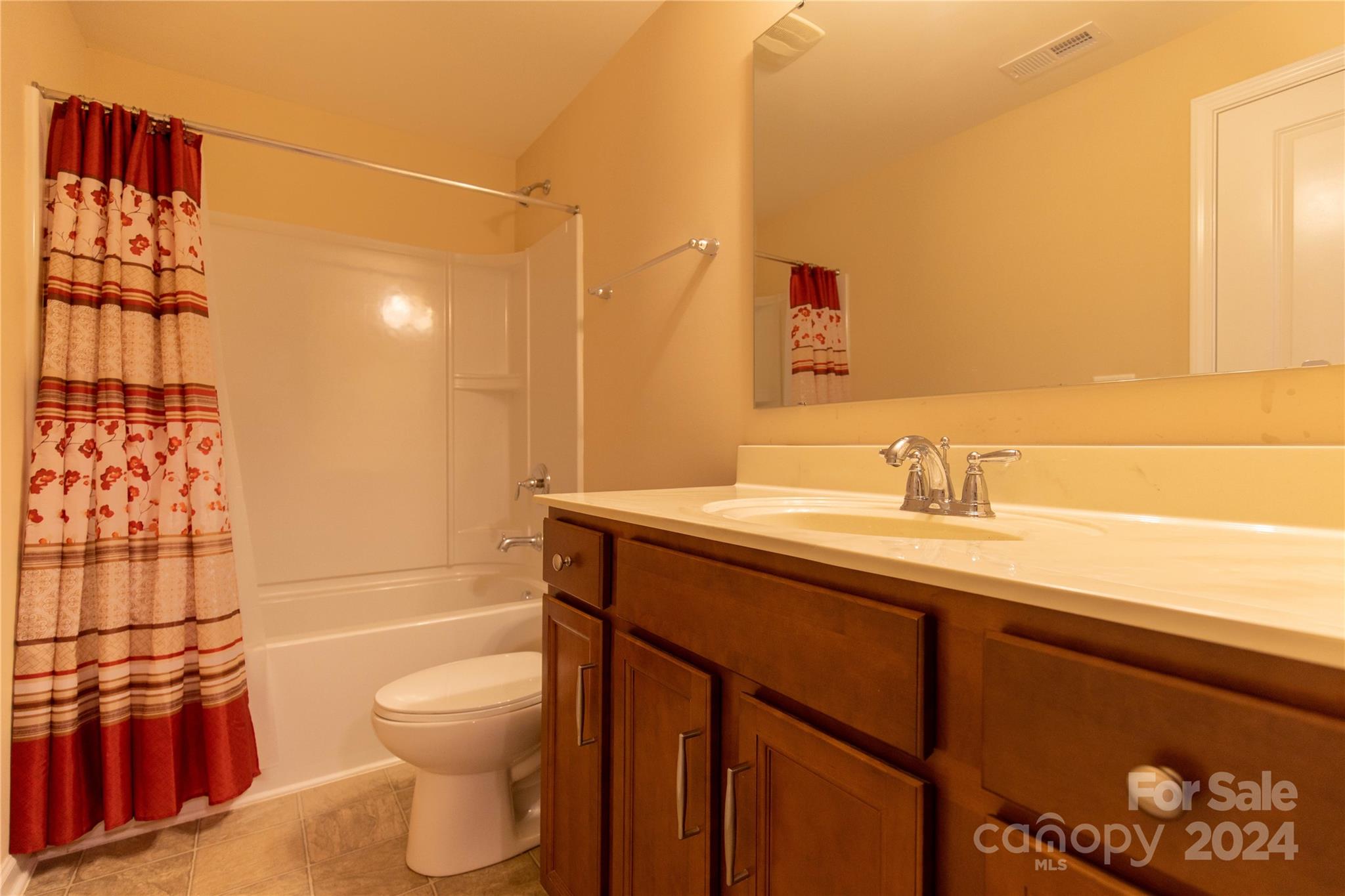 Curtis Pond - Residential