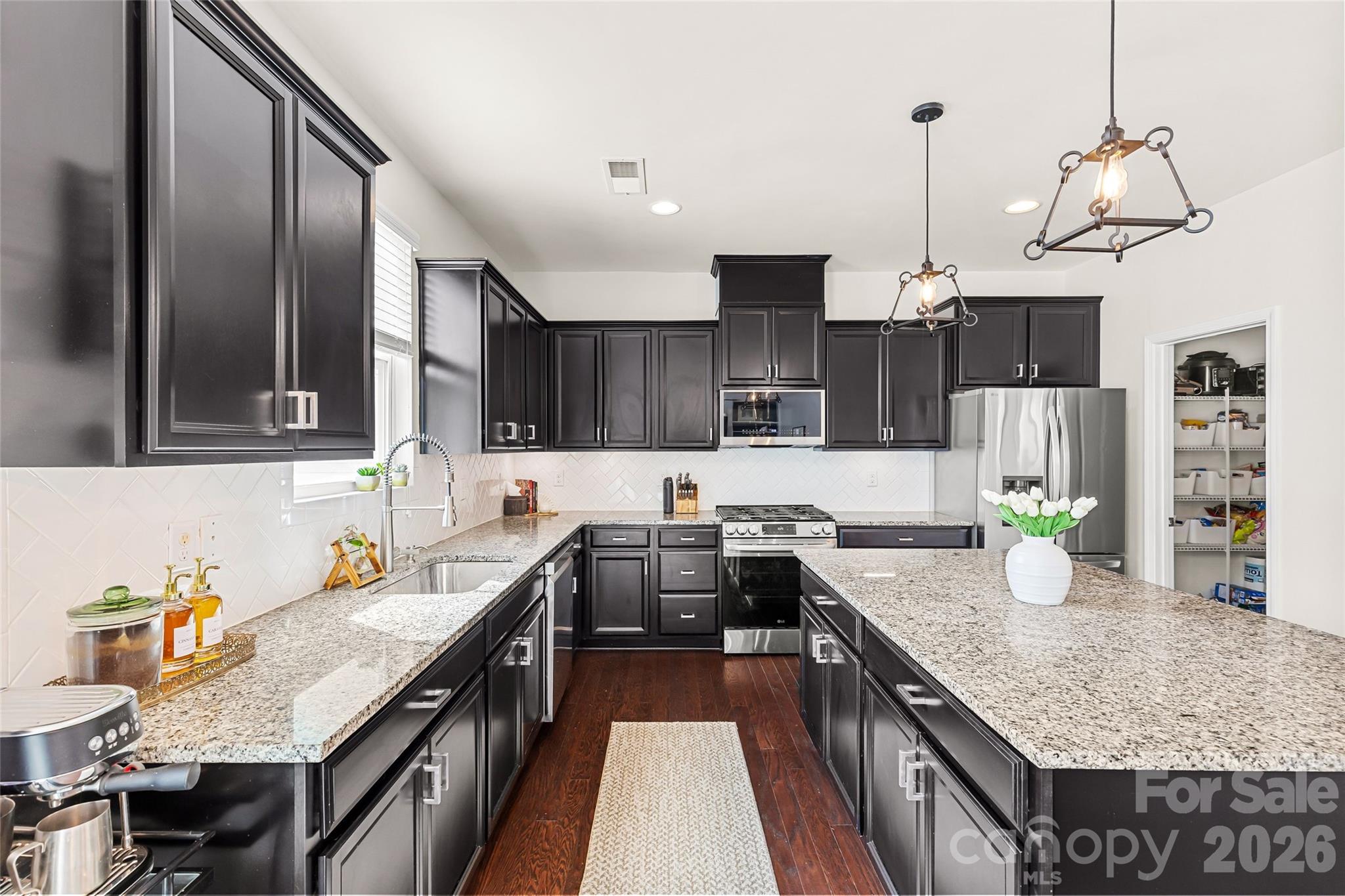 Kings Grove Manor - Residential