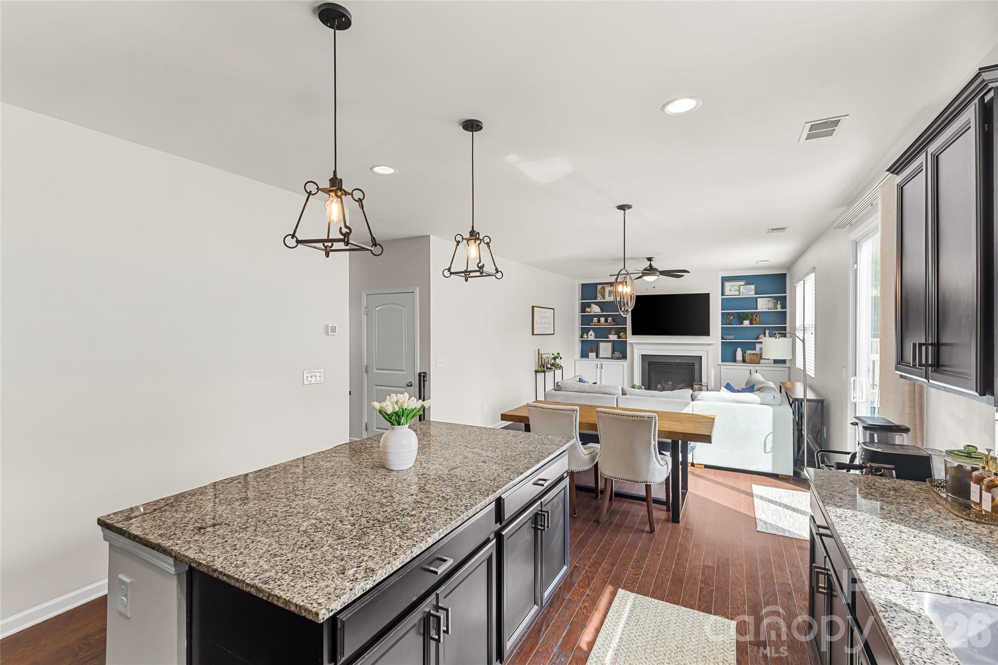 Kings Grove Manor - Residential