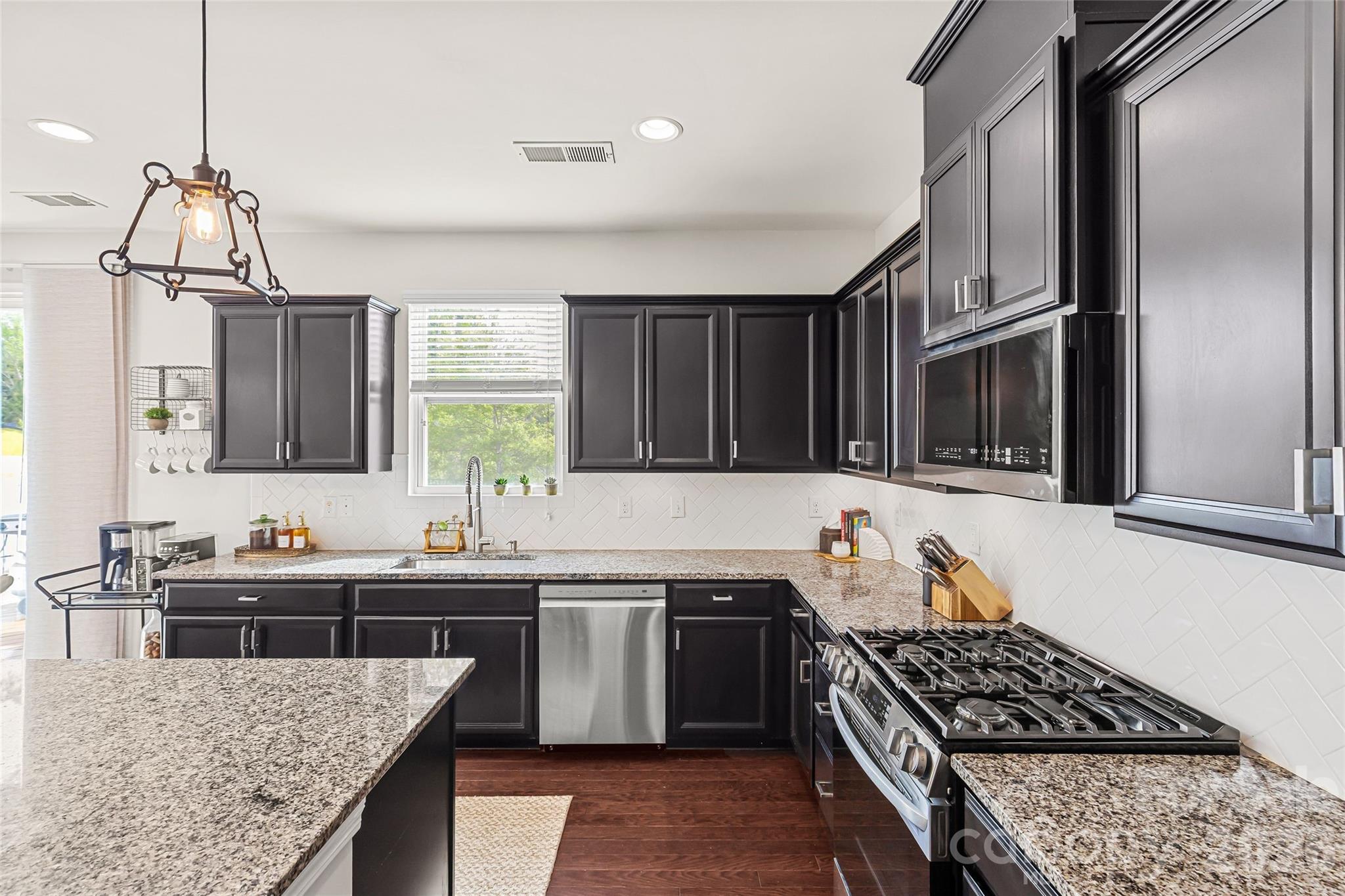 Kings Grove Manor - Residential