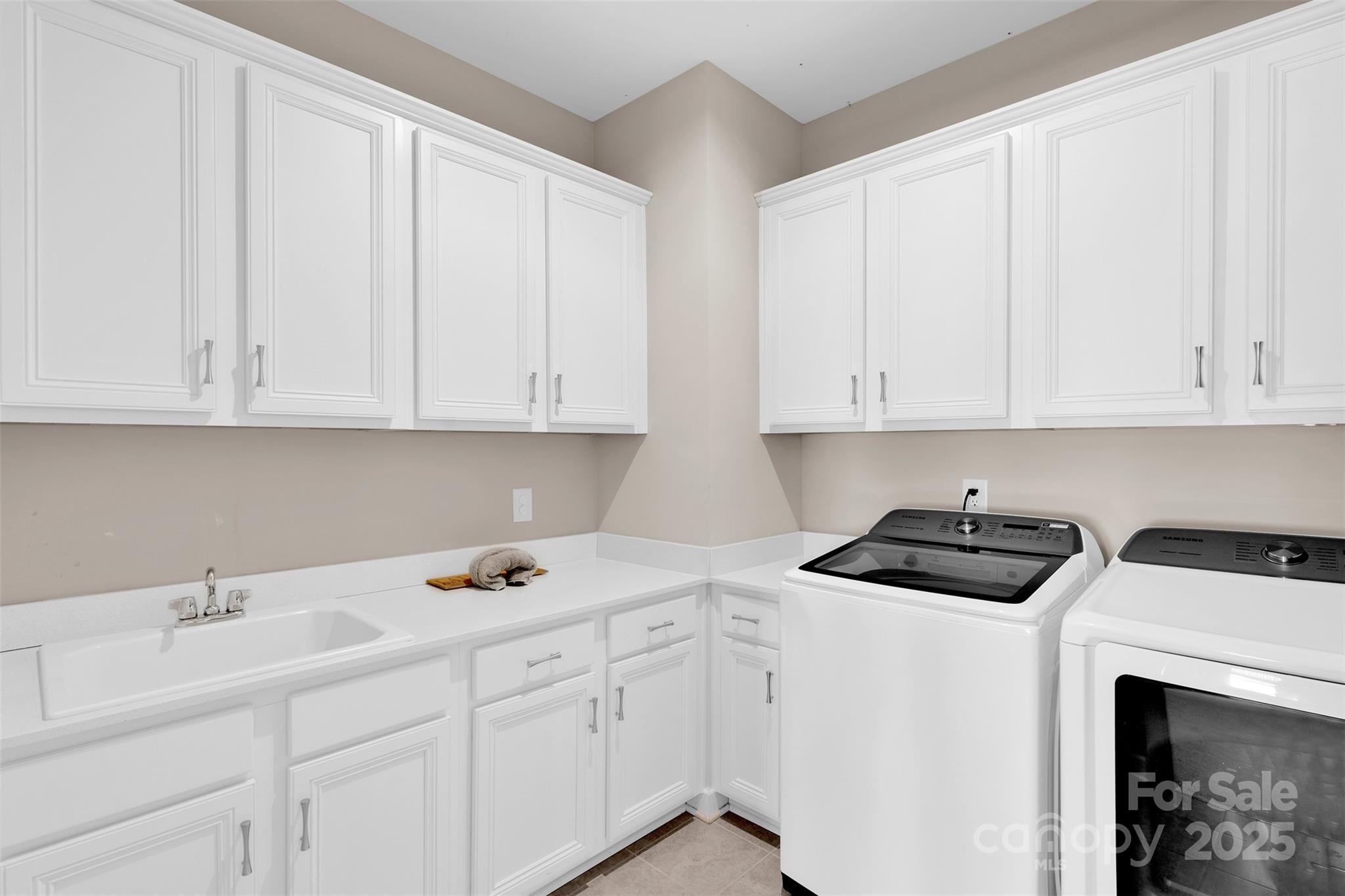 Saxon Place - Residential